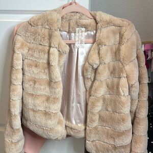Pink fluffy sweater/throw